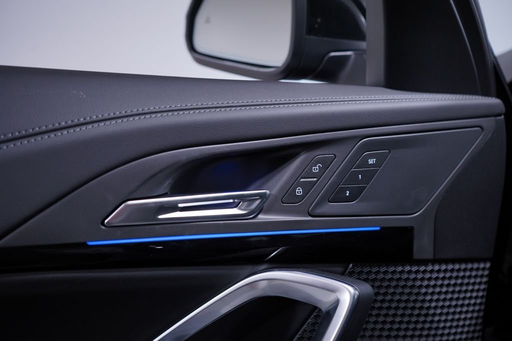 New 2026 Jet Black BMW xDrive28i image 14