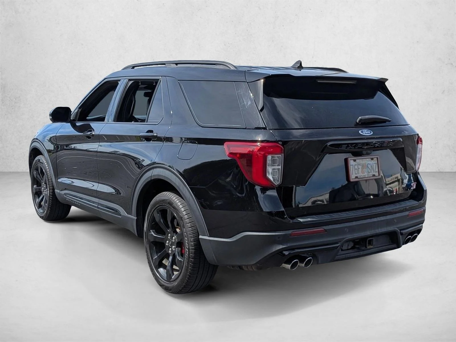 Used 2023 Agate Black Metallic Ford ST image 8