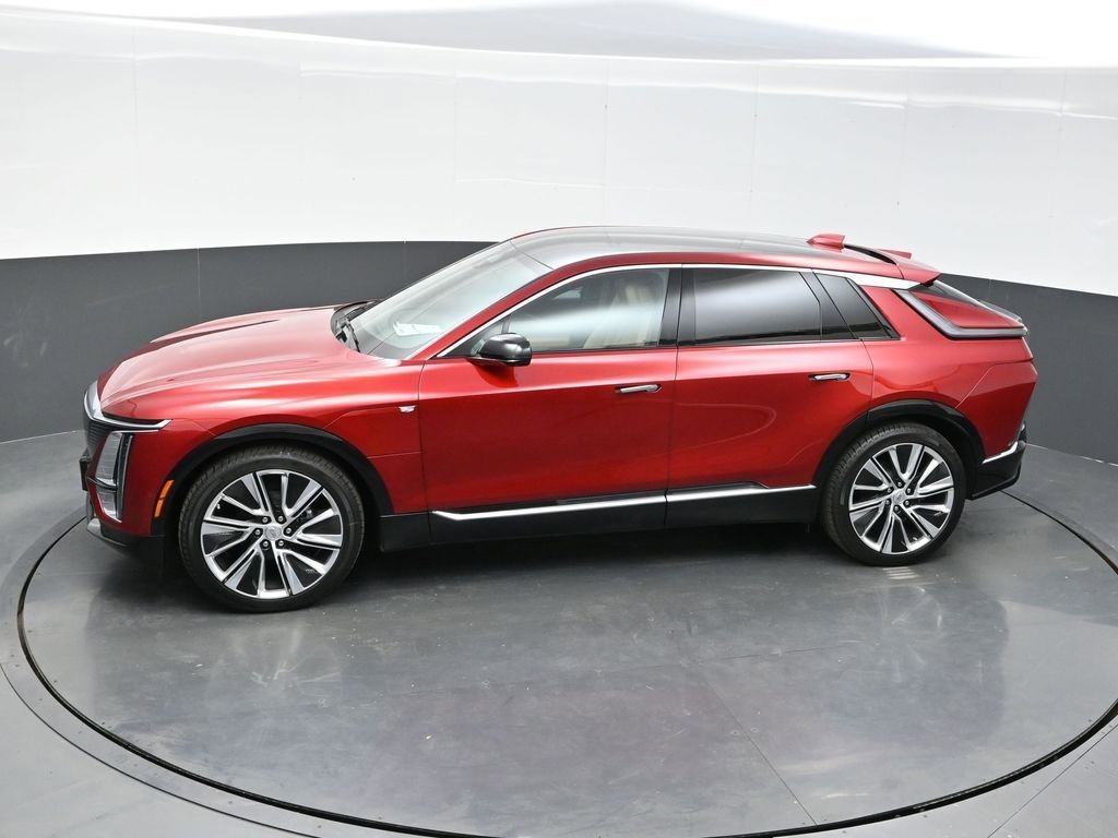 2025 Cadillac LYRIQ Luxury 3 - Photo 19