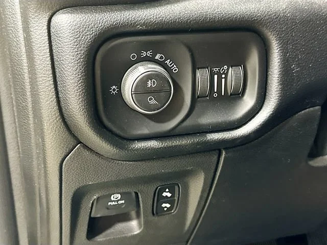 Used 2019  Ram Big Horn/Lone Star image 11