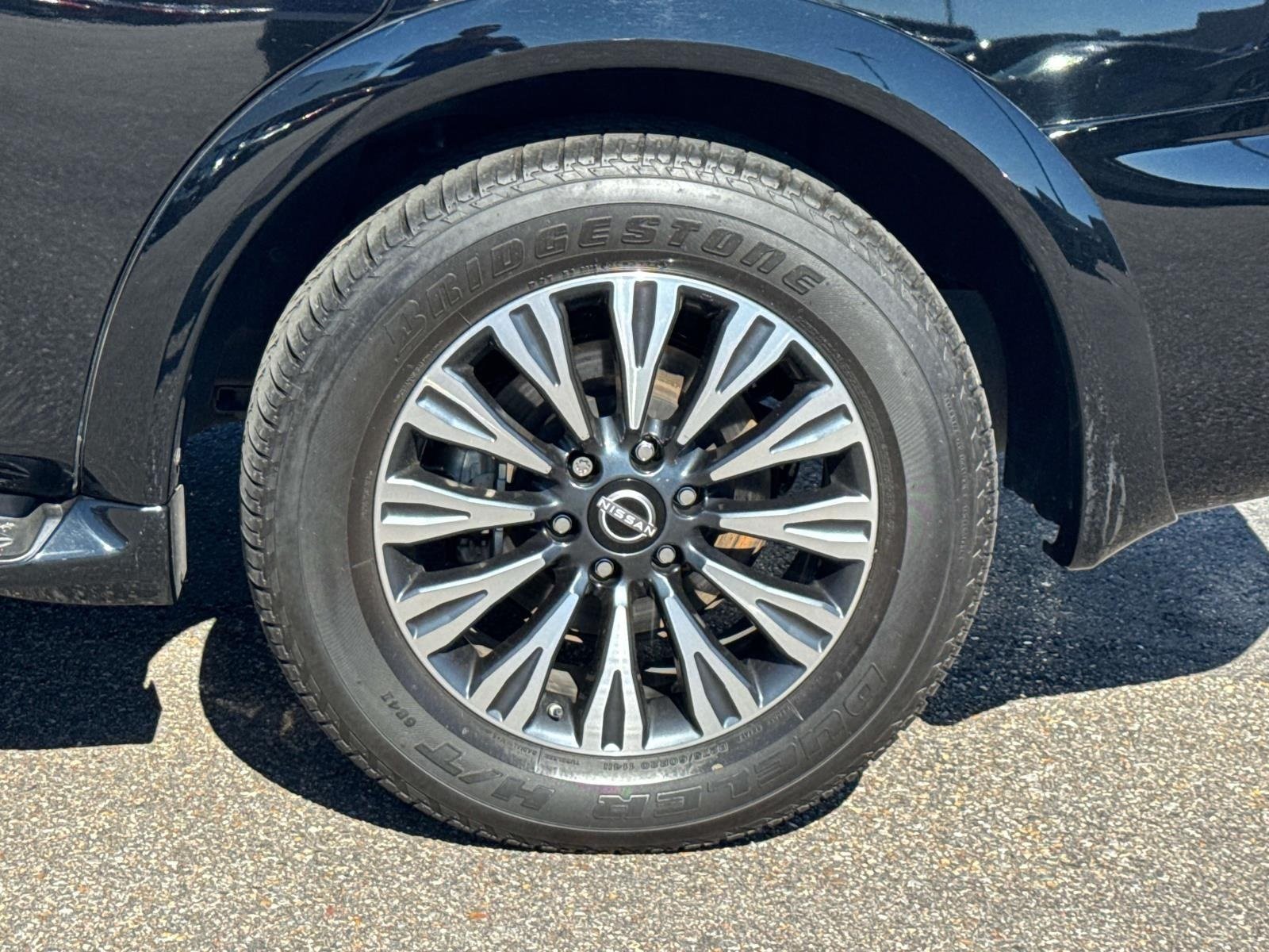 2023 Nissan Armada SL photo 3