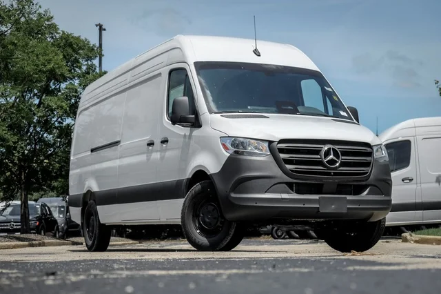 2026 Mercedes-Benz Sprinter 2500 Cargo 170 WB