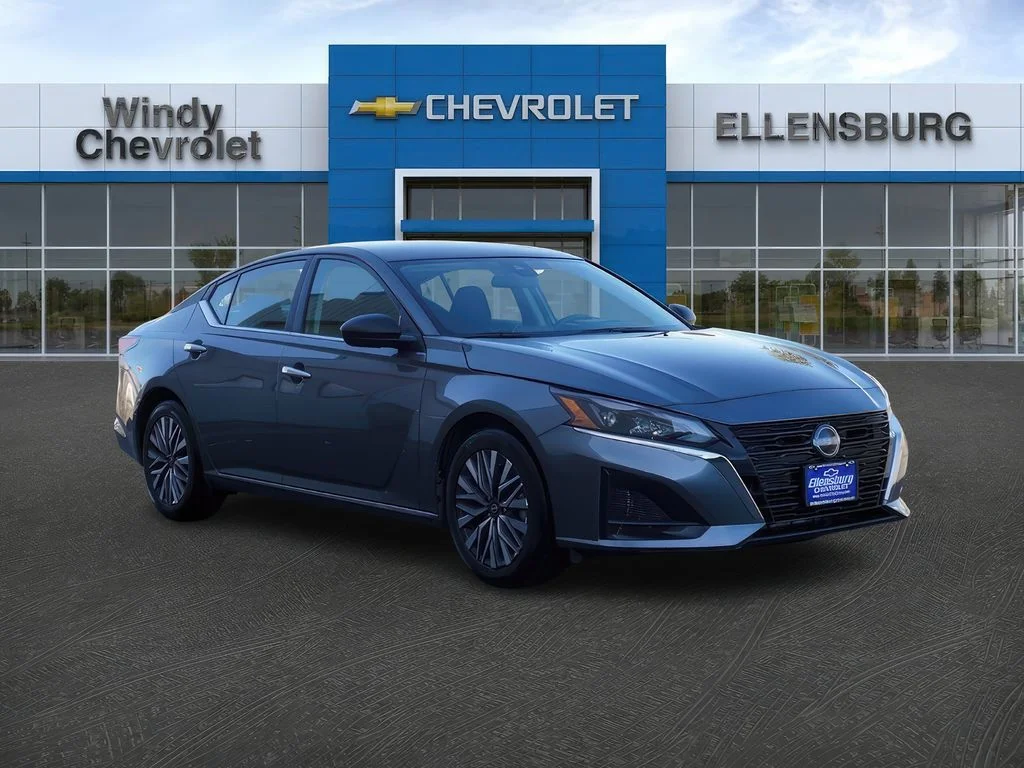 2025 Nissan Altima 2.5 SV's photo