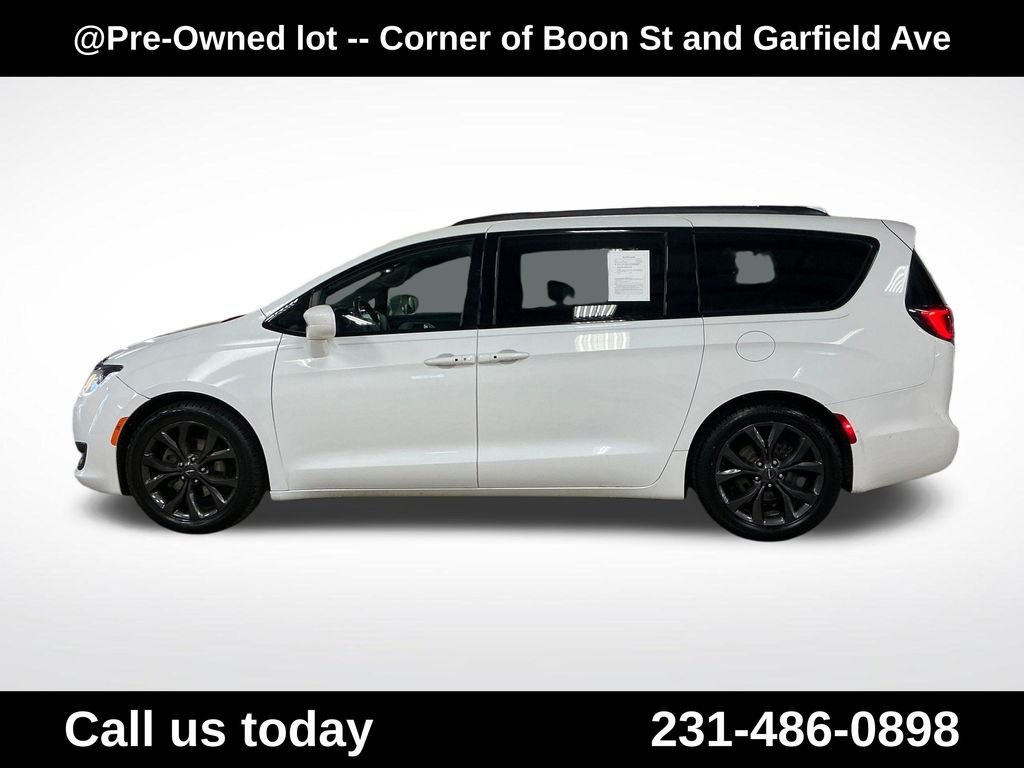 Used 2018 White Chrysler Touring L Plus image 2