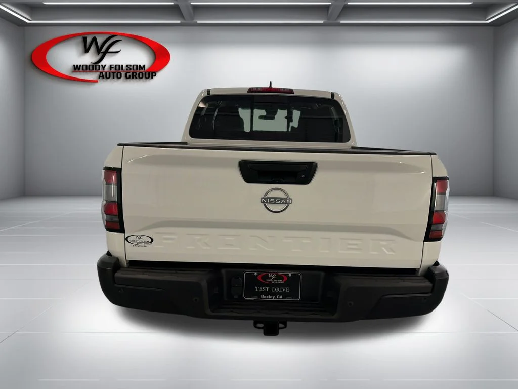 New 2027 Glacier White Nissan Crew Cab S image 7