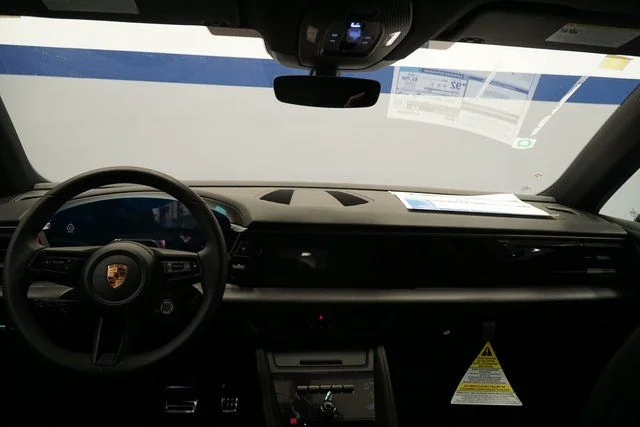2026 Porsche Macan S - Photo 17