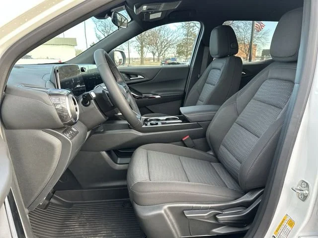 New 2026 Summit White Chevrolet LT image 20