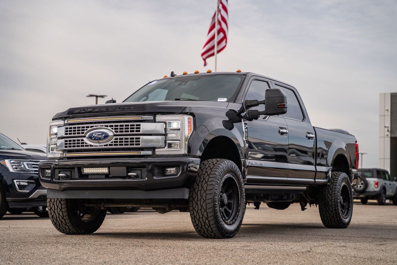 Used 2019 Black Ford Platinum image 2