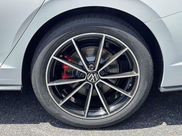 New 2026 White Volkswagen 2.0T Autobahn image 12