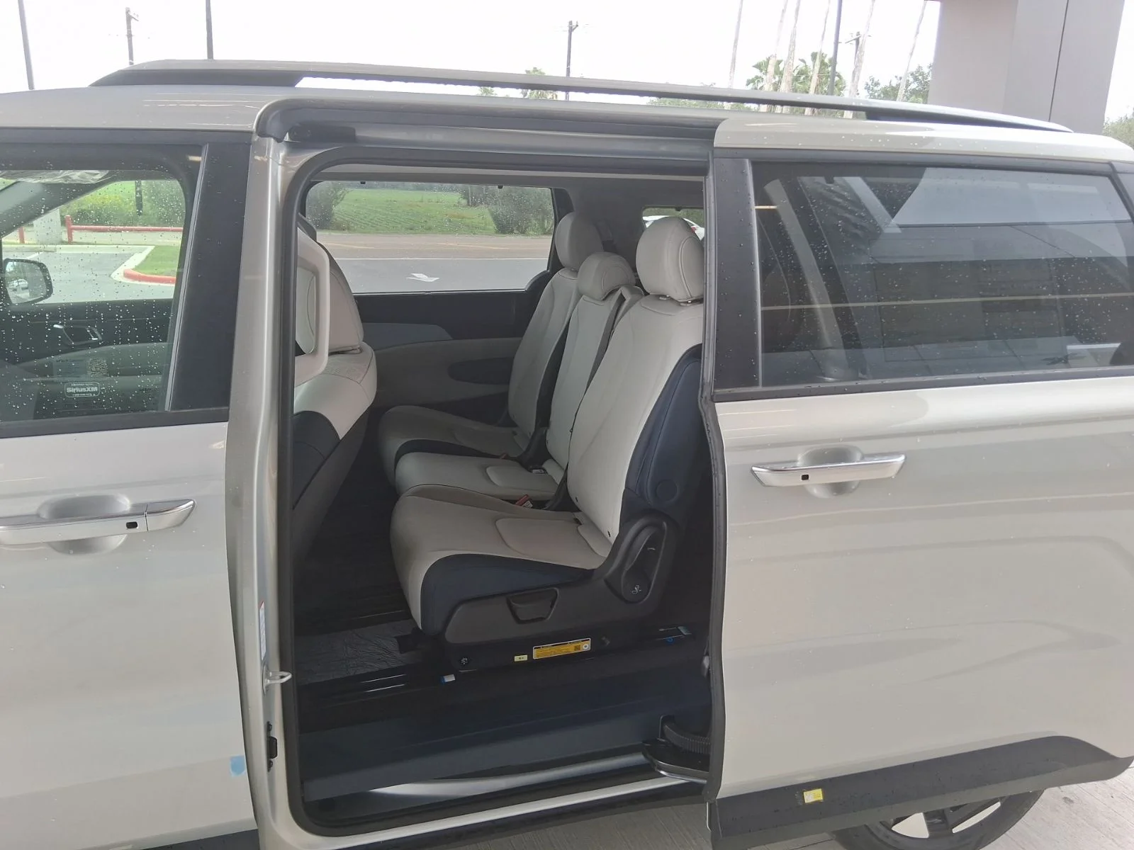 New 2026 White Kia EX image 20