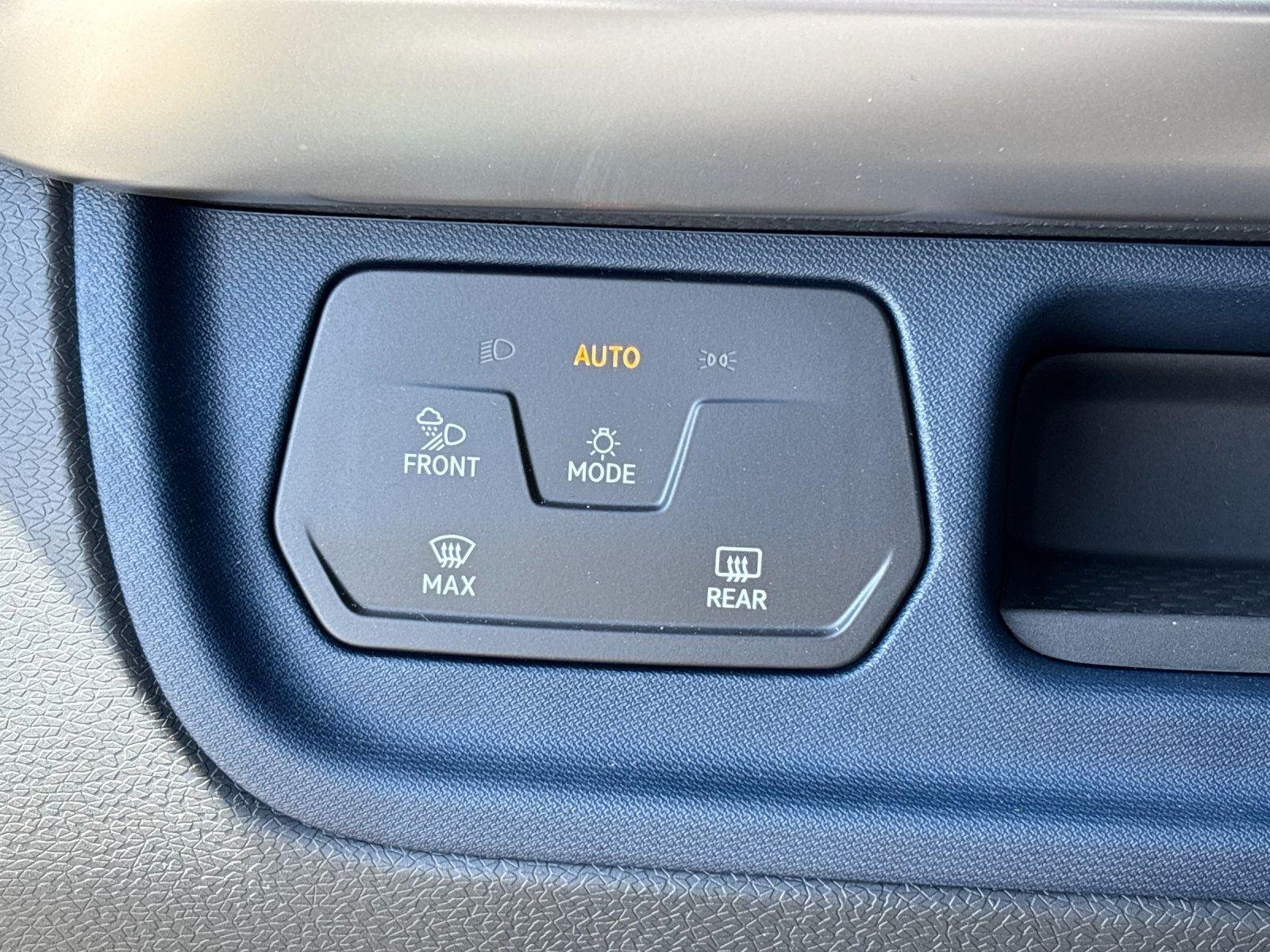 2025 Volkswagen ID. Buzz PRO S - Photo 17