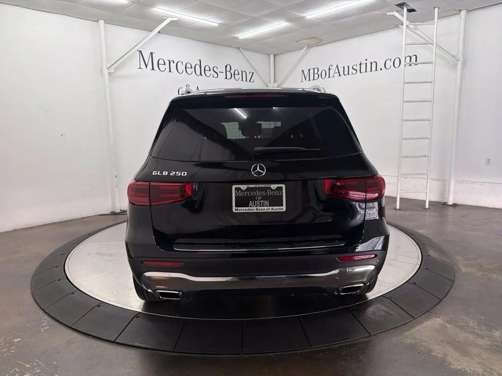 New 2026 Black Mercedes-Benz GLB 250 image 6