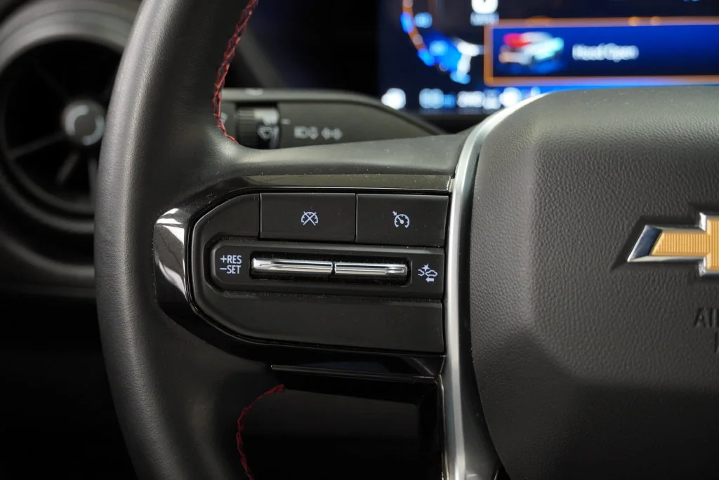 Used 2025 Black Chevrolet WT/LT image 28