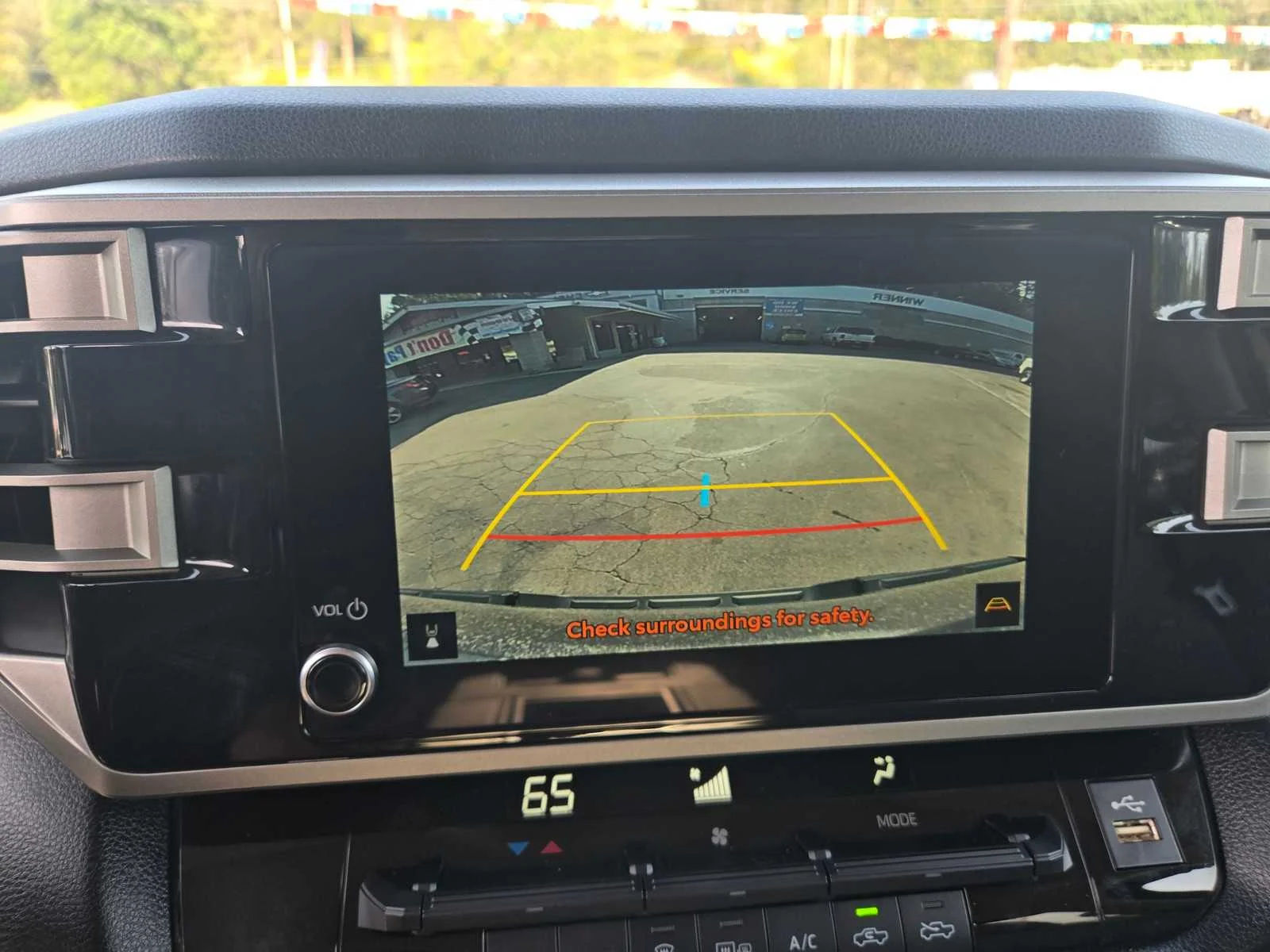 Used 2024  Toyota SR5 image 12
