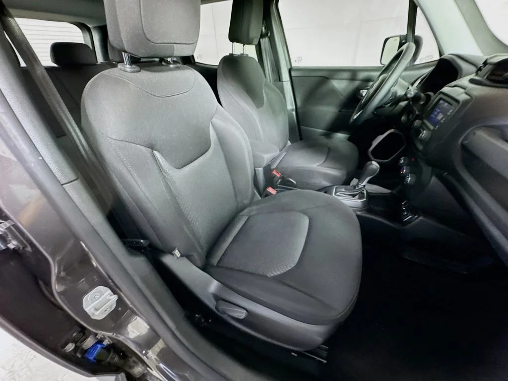 Used 2020 Gray Jeep Sport image 33