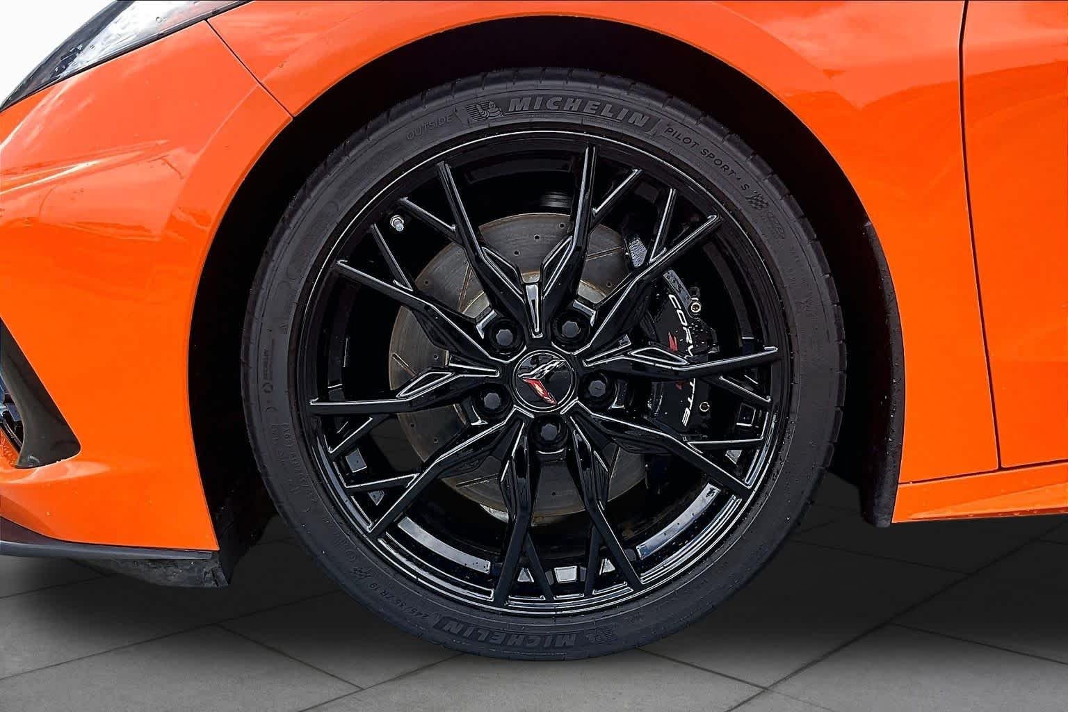 Used 2023 Amplify Orange Tintcoat Chevrolet 3LT image 11