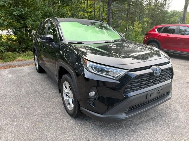 Used 2019 Midnight Black Metallic Toyota XLE image 3
