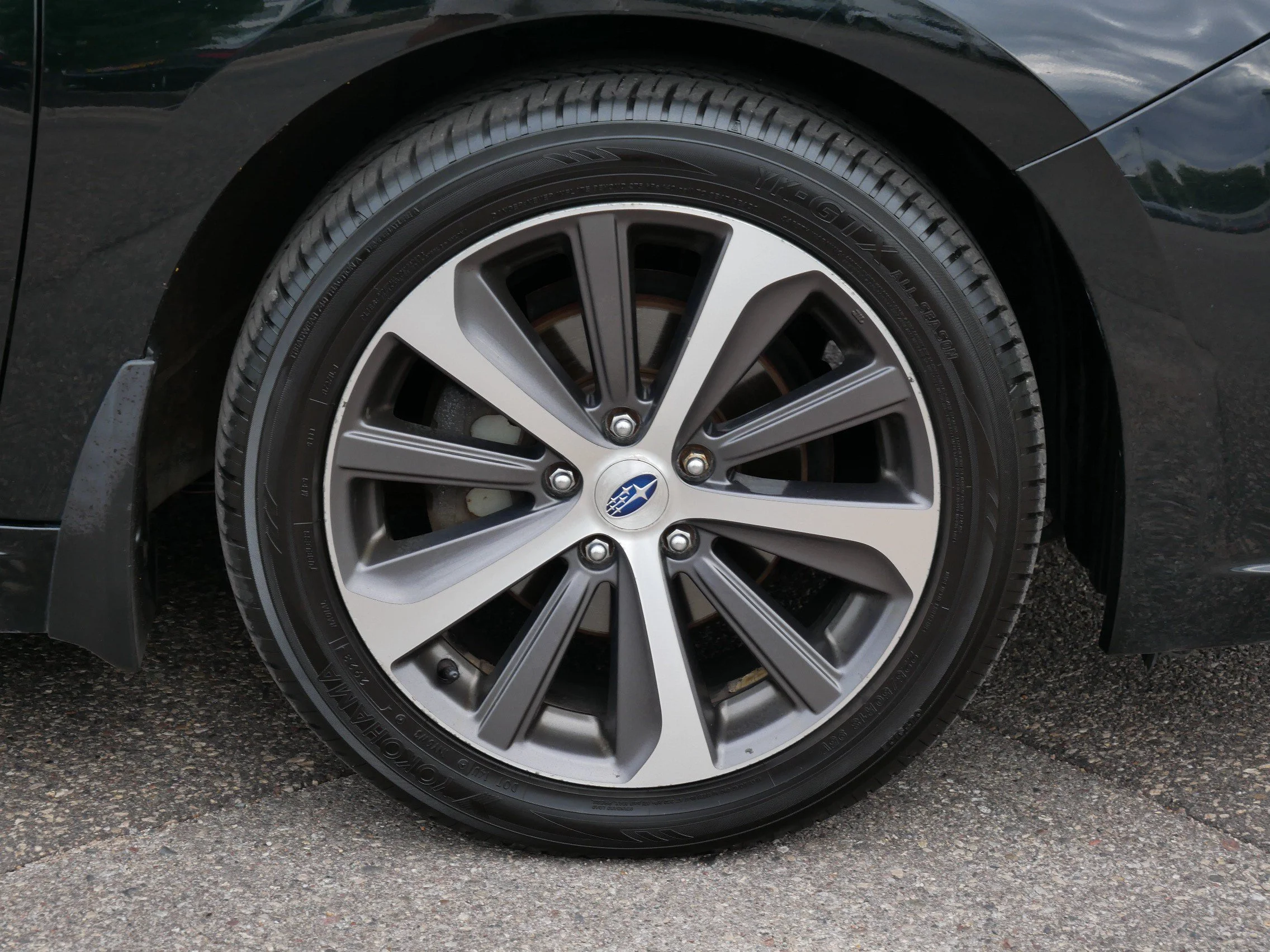 Used 2015 Crystal Black Silica Subaru 2.5i Limited image 15