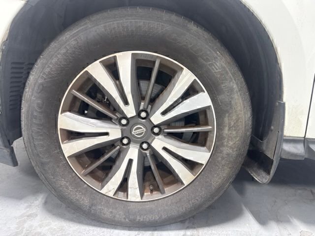 Used 2017 White Nissan SV image 11