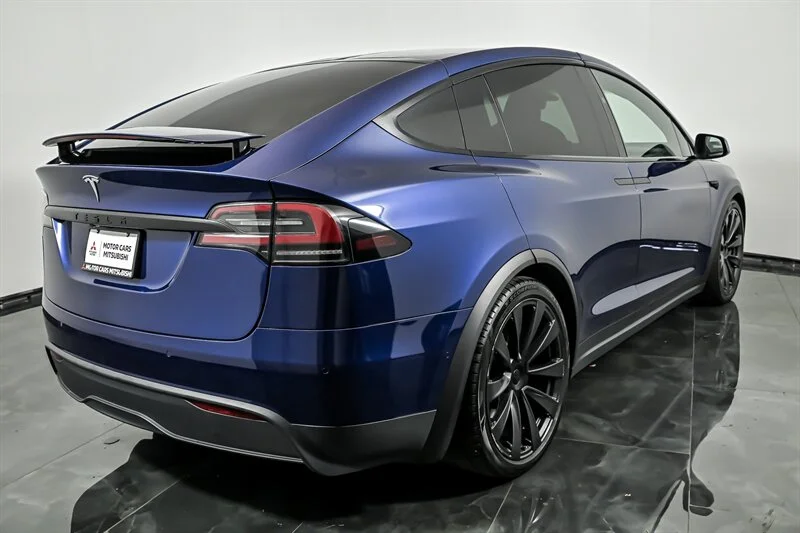 Used 2023 Deep Blue Metallic Tesla Standard Range image 9