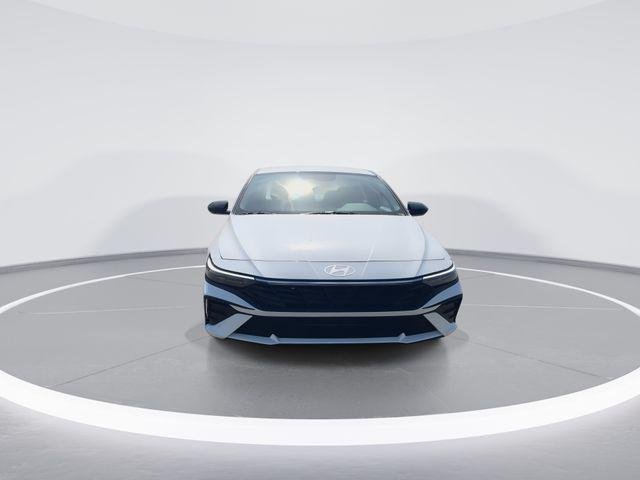 New 2026 White Hyundai SEL Sport image 3