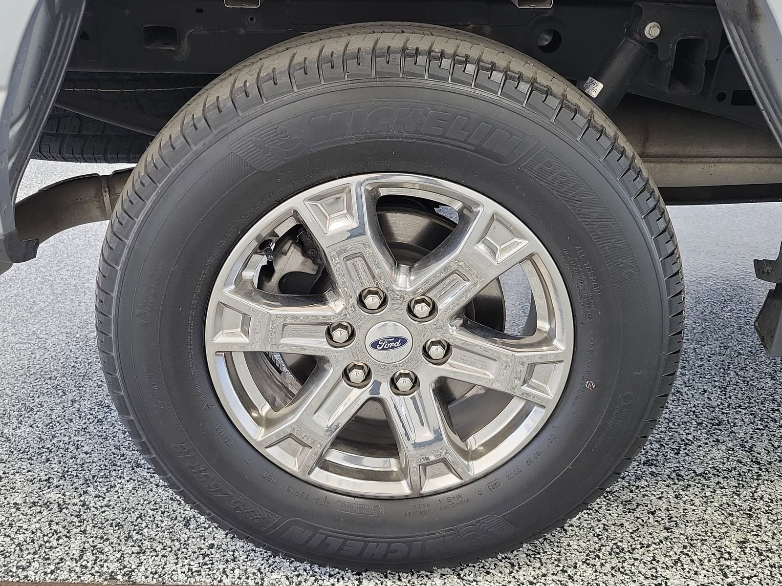 Used 2023 Silver Ford XLT image 5