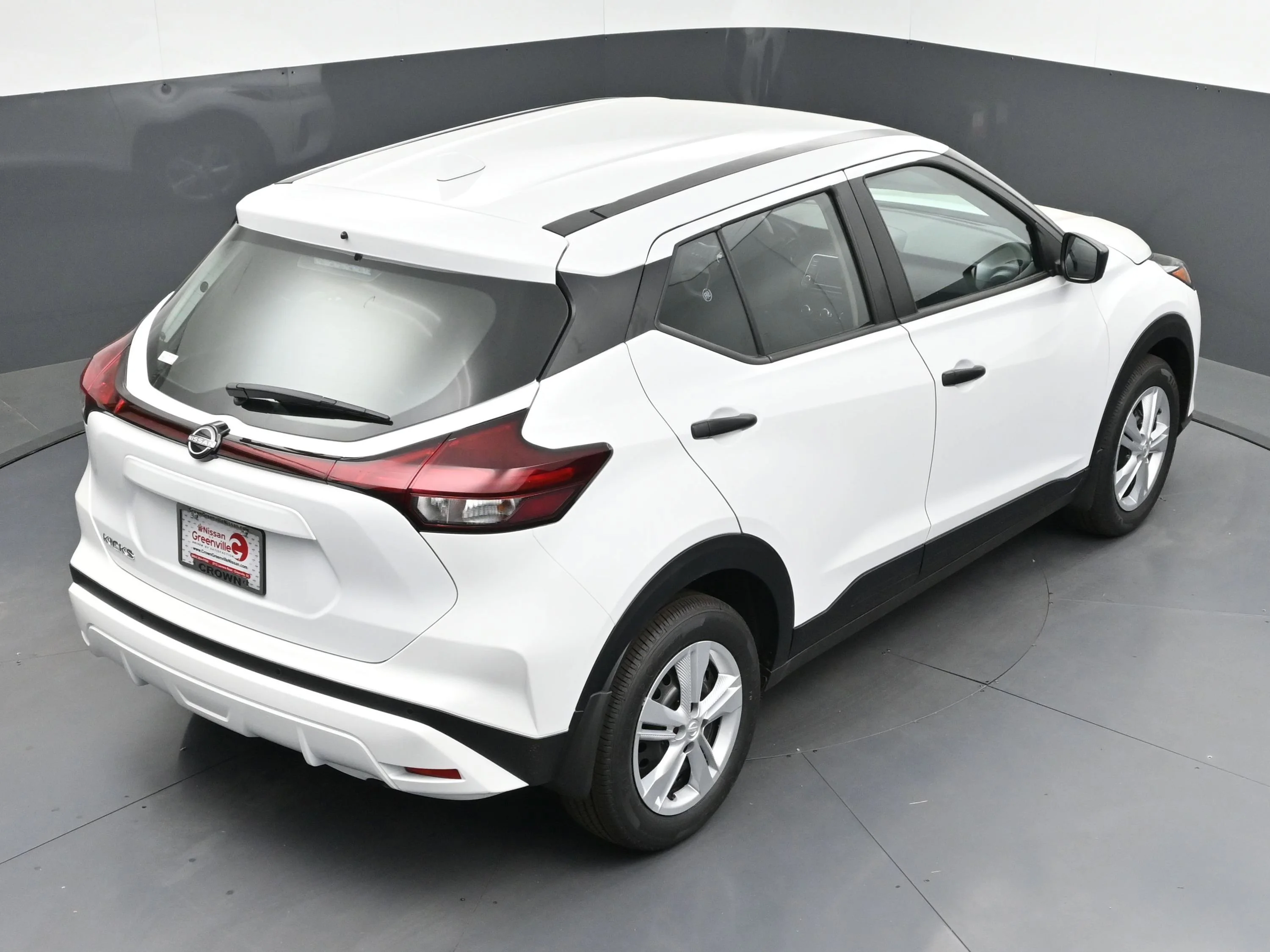 2025 Nissan KICKS PLAY Base - Photo 31