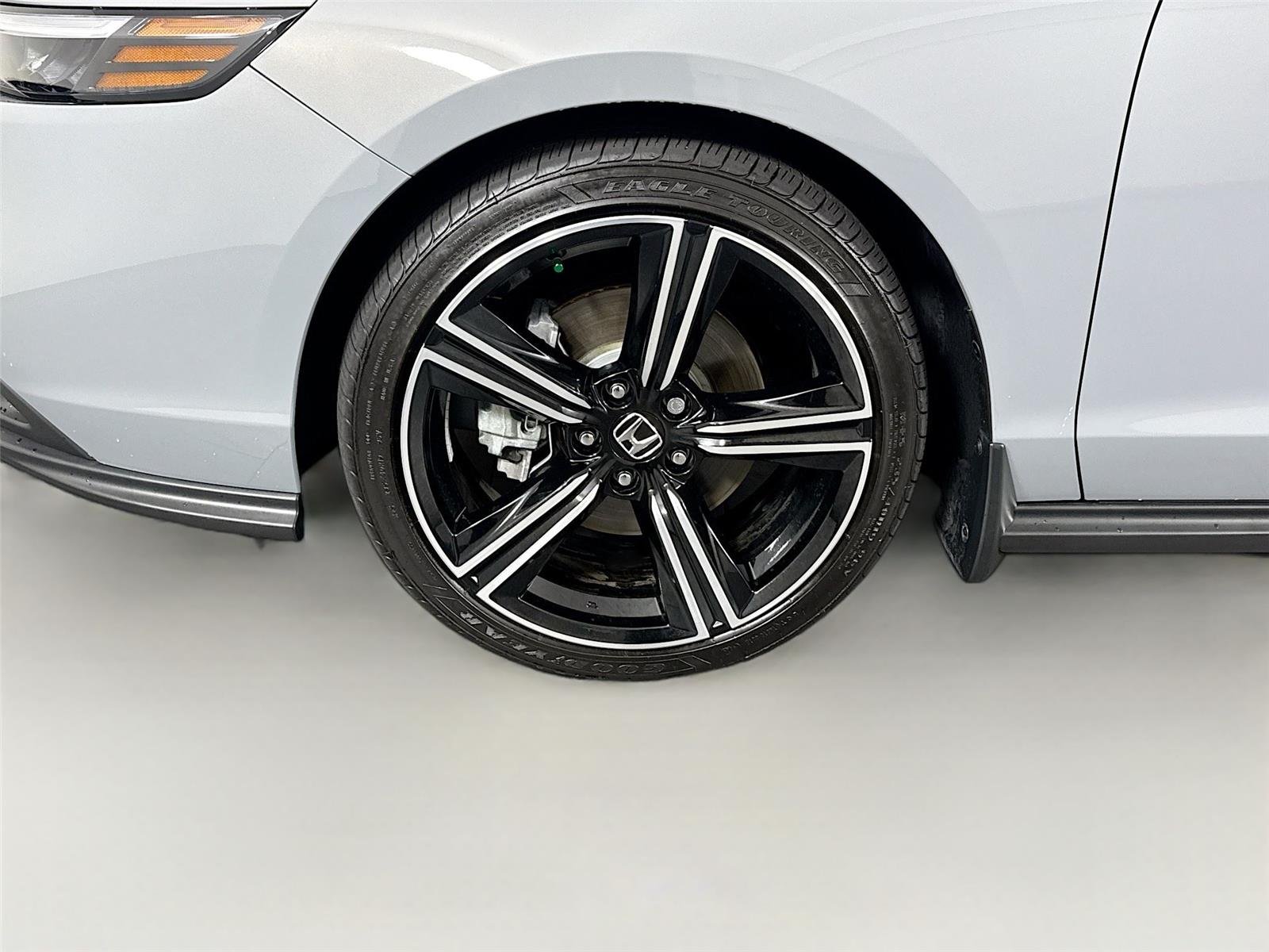 Used 2025 Urban Gray Pearl Honda Sport image 40
