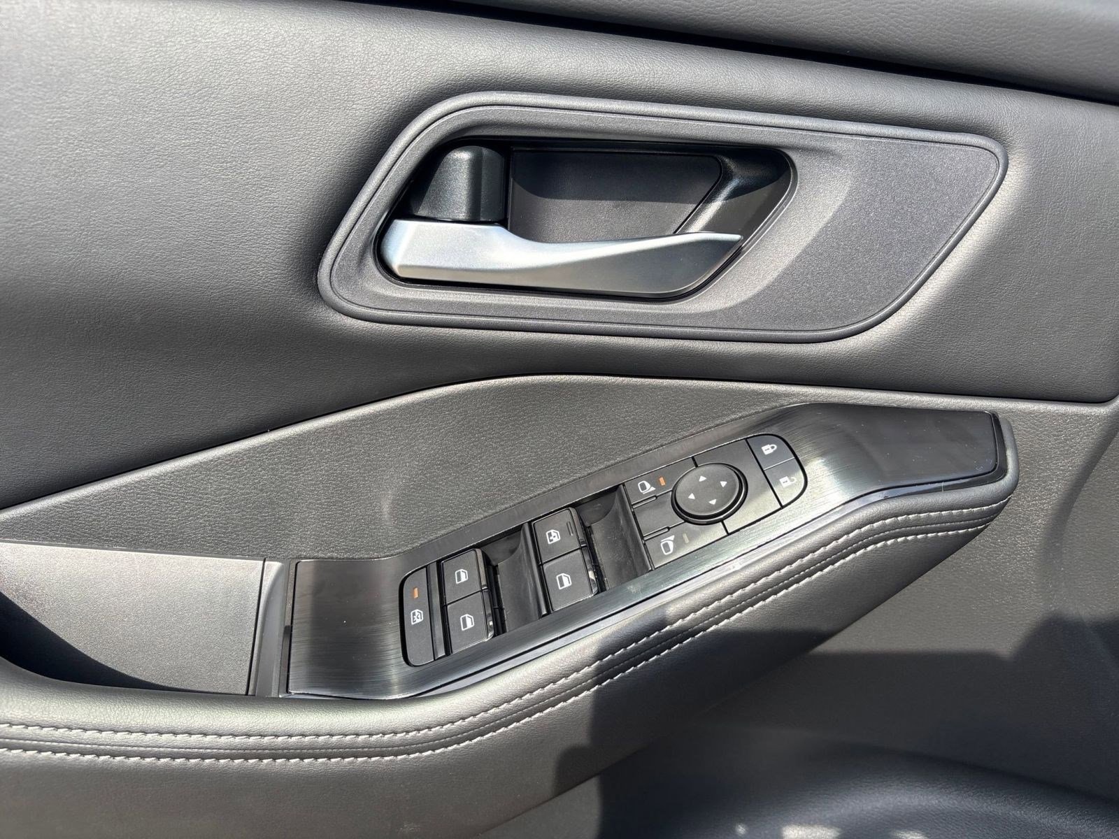 2026 Nissan Rogue SV - Photo 22