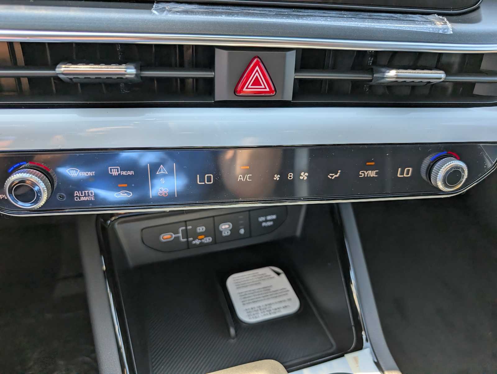 New 2026 Snow White Pearl Kia GT-Line image 25