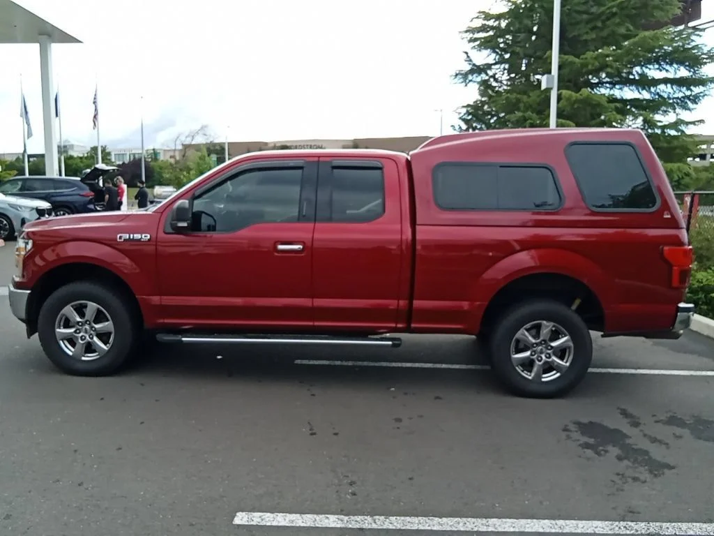 Used 2018 Ruby Red Ford XLT image 8