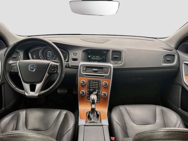 Used 2016 Gray Metallic Volvo T5 Drive-E Premier image 16