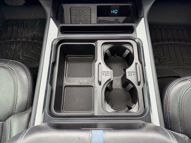 2025 Ford F-350 Super Duty Platinum - Photo 34