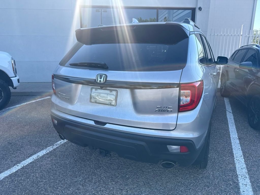 Used 2019 Gray Honda Elite image 6