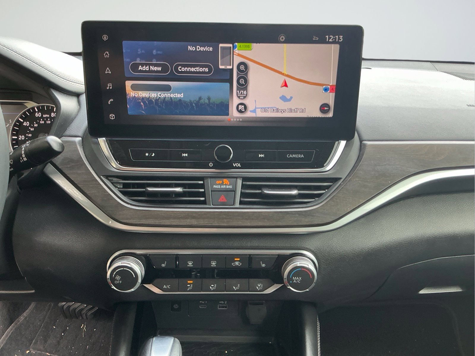 Used 2023 Silver Nissan 2.5 SV image 30