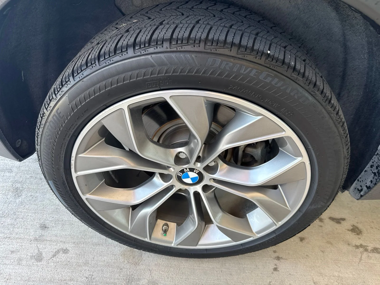 Used 2016 White BMW sDrive28i image 19