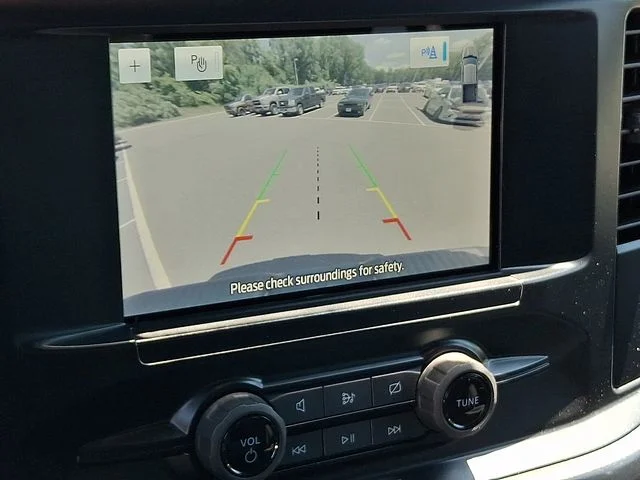 Used 2023 White Ford XL image 18