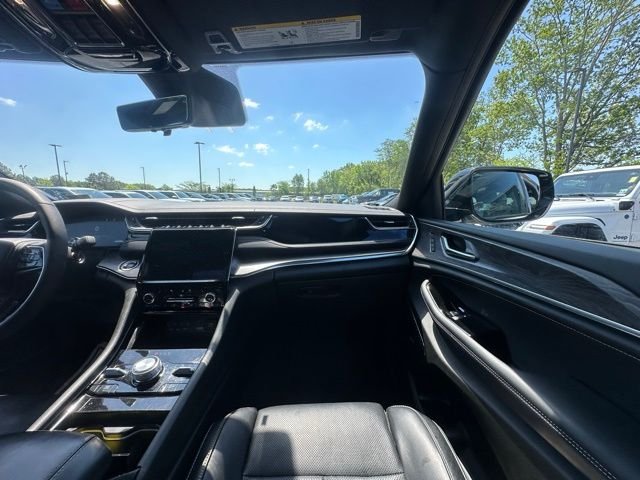 Used 2023 White Jeep Overland 4xe image 31