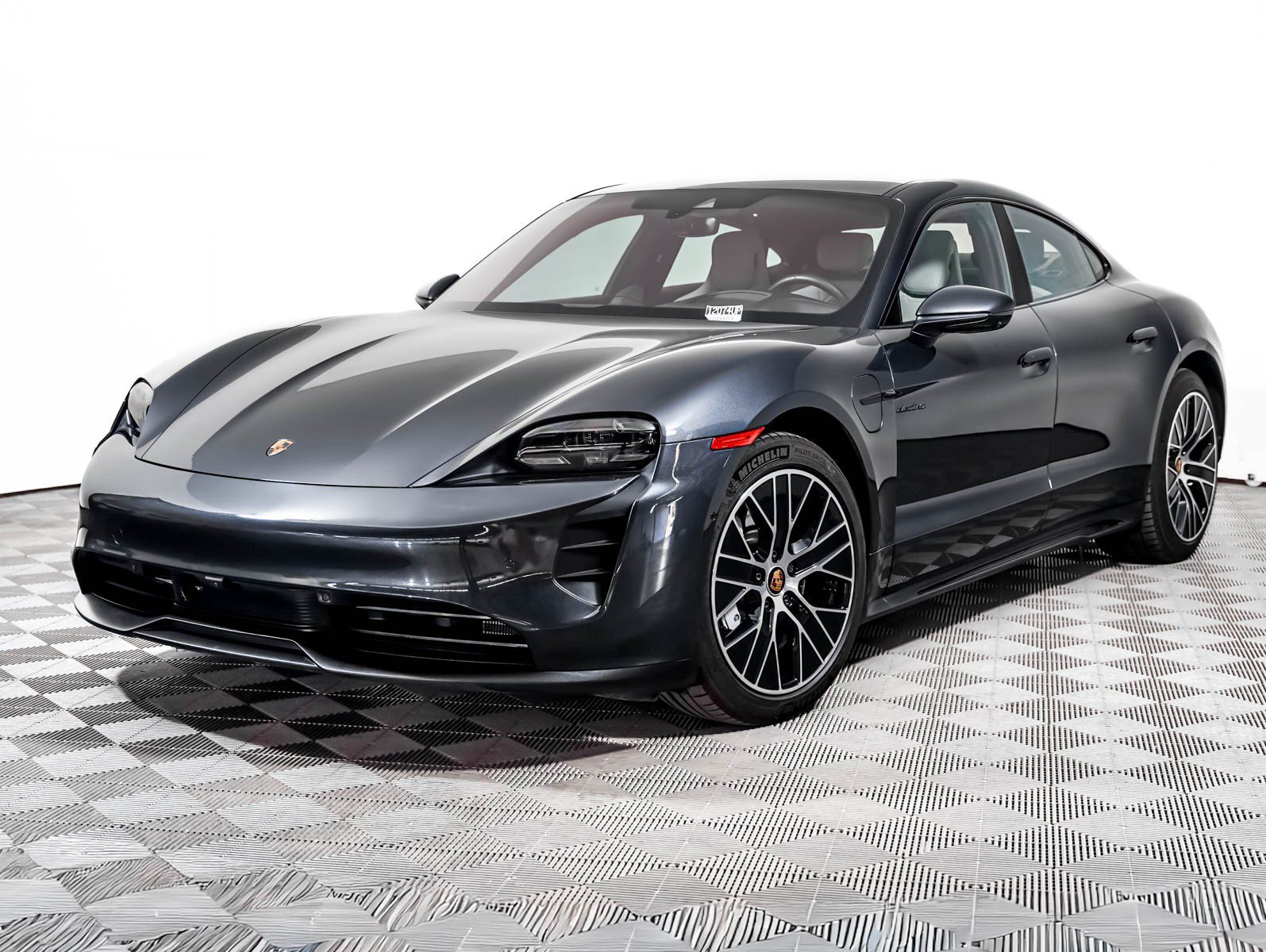 2023 Porsche Taycan
