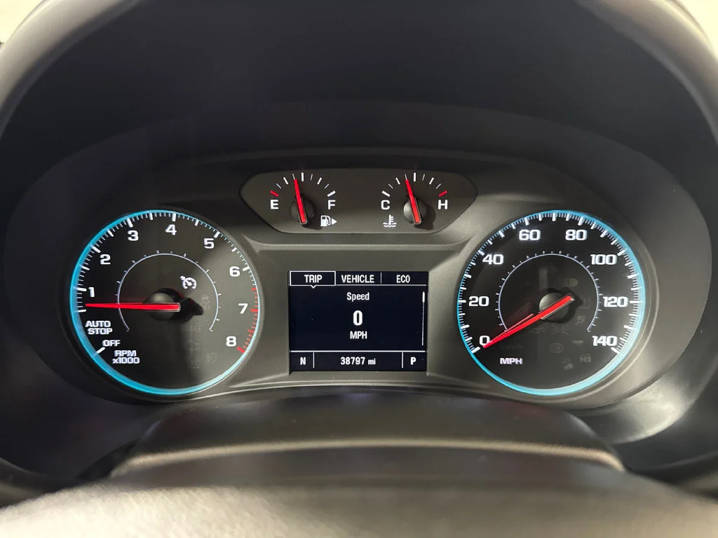 Used 2025 Gray Chevrolet LT image 18