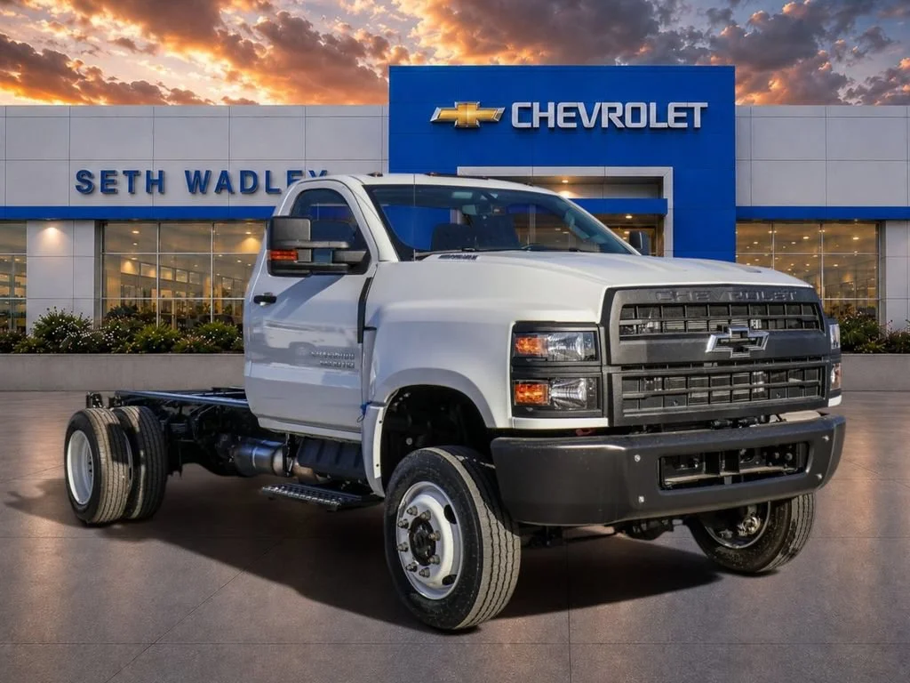 2025 Chevrolet Silverado 4500 Medium Duty Chassis Cab Work Truck