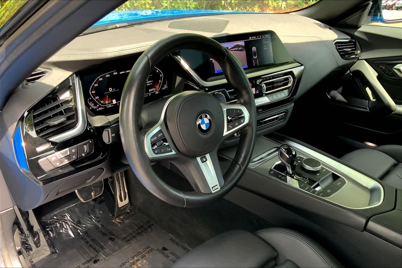 Used 2020 Misano Blue Metallic BMW sDriveM40i image 15