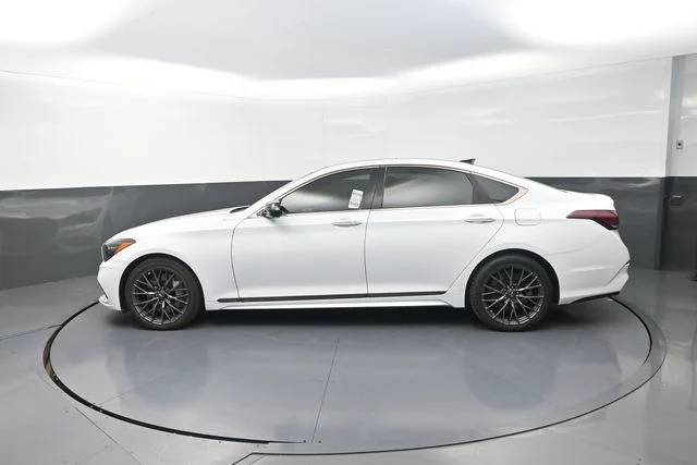 Used 2018 White Genesis 3.3T Sport image 46