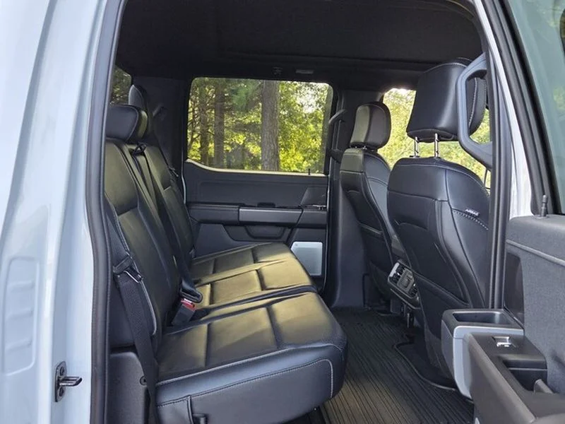 Used 2025 Space White Metallic Ford LARIAT image 16