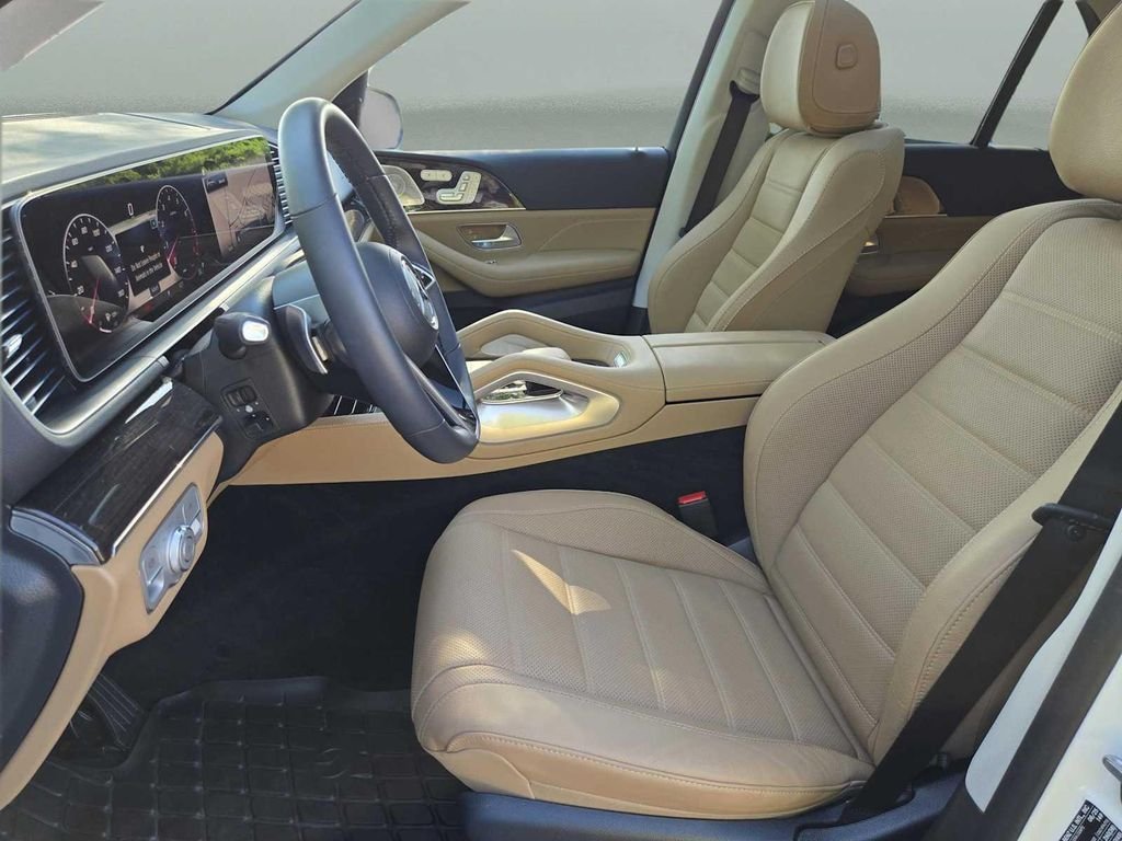 Used 2026 White Mercedes-Benz GLE 450 image 27