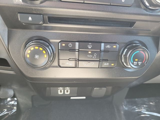 Used 2018 White Ford XLT image 24
