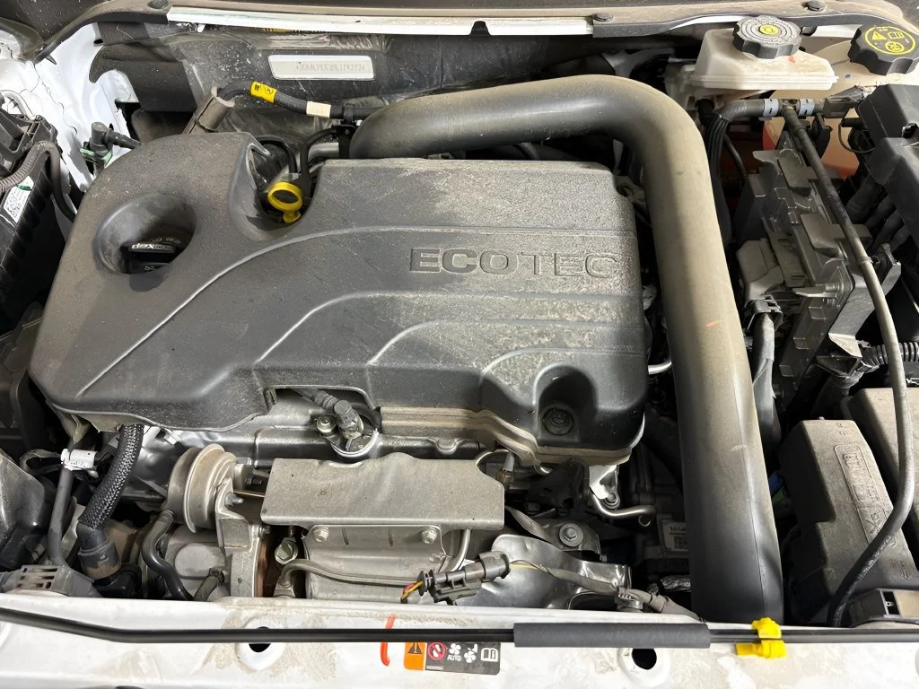 Used 2024 Summit White GMC SLT image 41