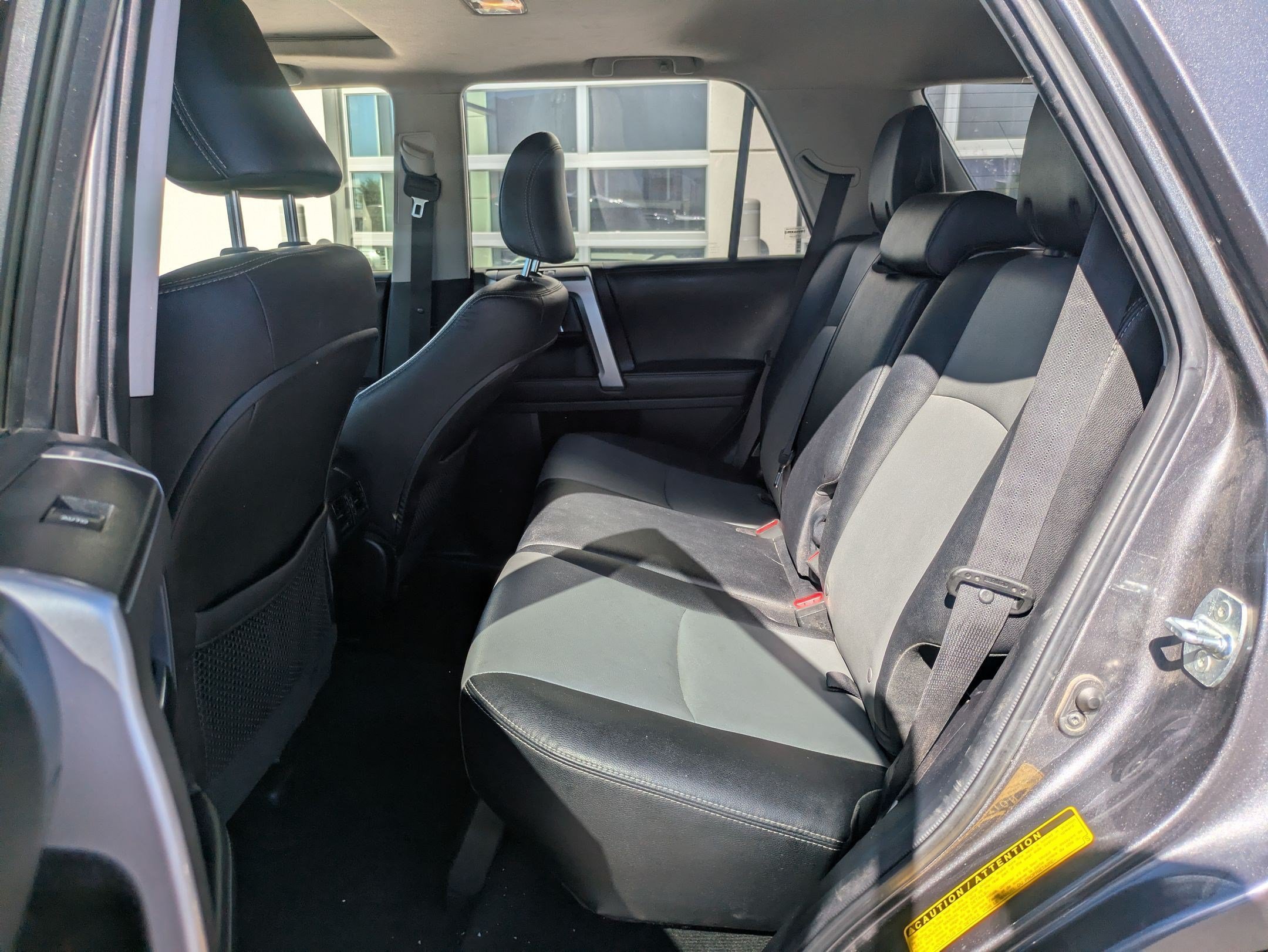 Used 2018 Magnetic Gray Metallic Toyota SR5 image 27