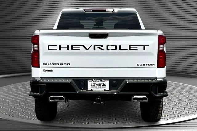 New 2026 Summit White Chevrolet Custom Trail Boss image 4