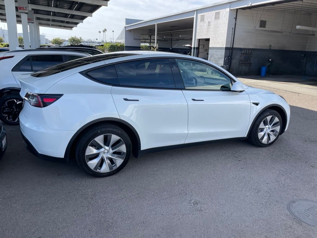 Used 2023 White Tesla Long Range image 22